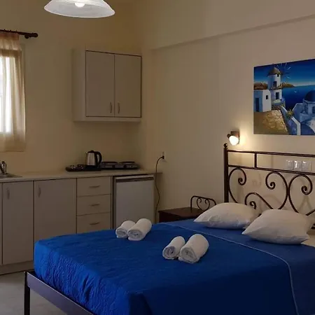 Irini * Kamari (Santorini)