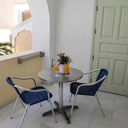 Irini Kamari (Santorini)